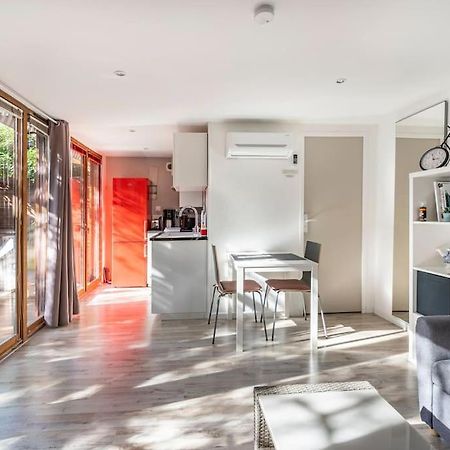 Studio Jacuzzi Prive A 8 Min A Pied De La Plage Apartment La Ciotat Ngoại thất bức ảnh