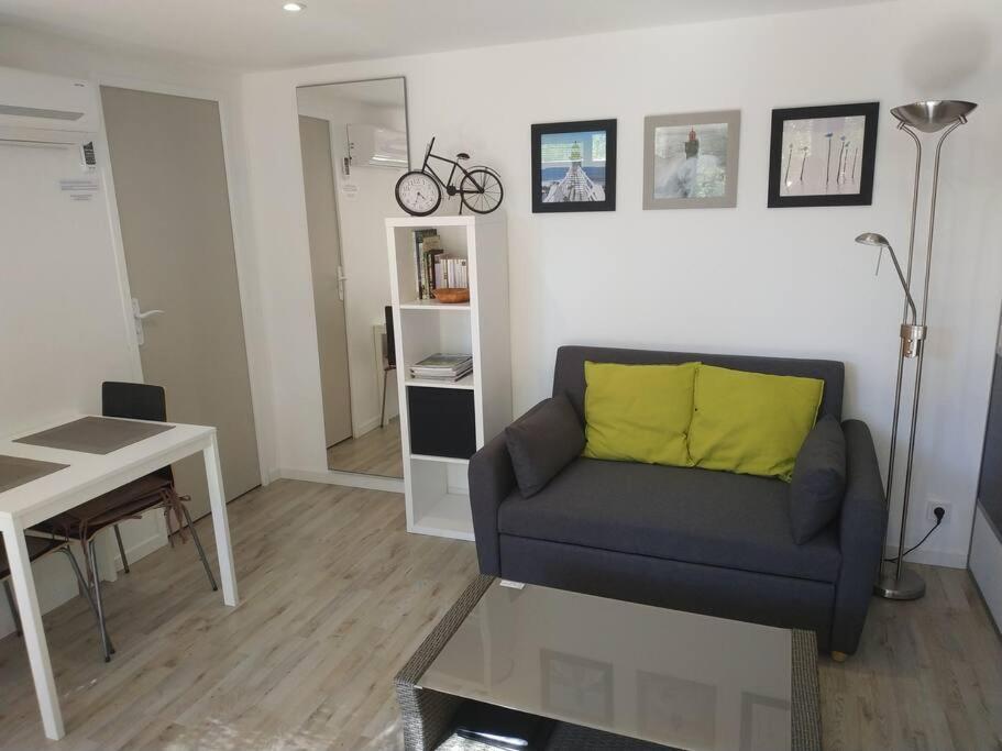 Studio Jacuzzi Prive A 8 Min A Pied De La Plage Apartment La Ciotat Ngoại thất bức ảnh