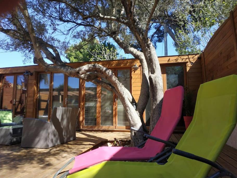 Studio Jacuzzi Prive A 8 Min A Pied De La Plage Apartment La Ciotat Ngoại thất bức ảnh