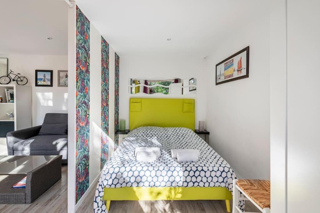Studio Jacuzzi Prive A 8 Min A Pied De La Plage Apartment La Ciotat Ngoại thất bức ảnh
