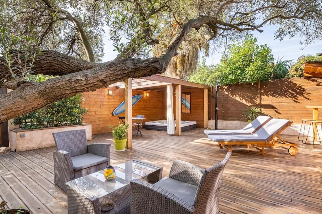 Studio Jacuzzi Prive A 8 Min A Pied De La Plage Apartment La Ciotat Ngoại thất bức ảnh