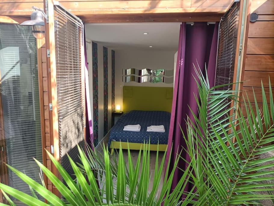 Studio Jacuzzi Prive A 8 Min A Pied De La Plage Apartment La Ciotat Ngoại thất bức ảnh
