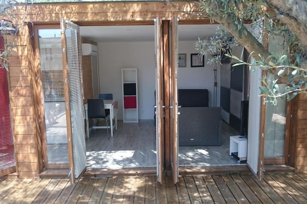 Studio Jacuzzi Prive A 8 Min A Pied De La Plage Apartment La Ciotat Ngoại thất bức ảnh
