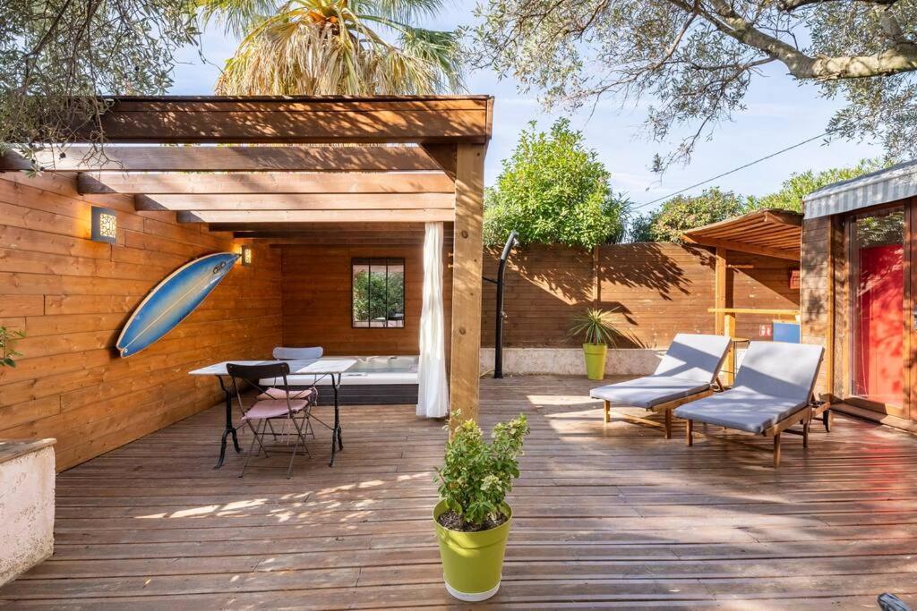 Studio Jacuzzi Prive A 8 Min A Pied De La Plage Apartment La Ciotat Ngoại thất bức ảnh